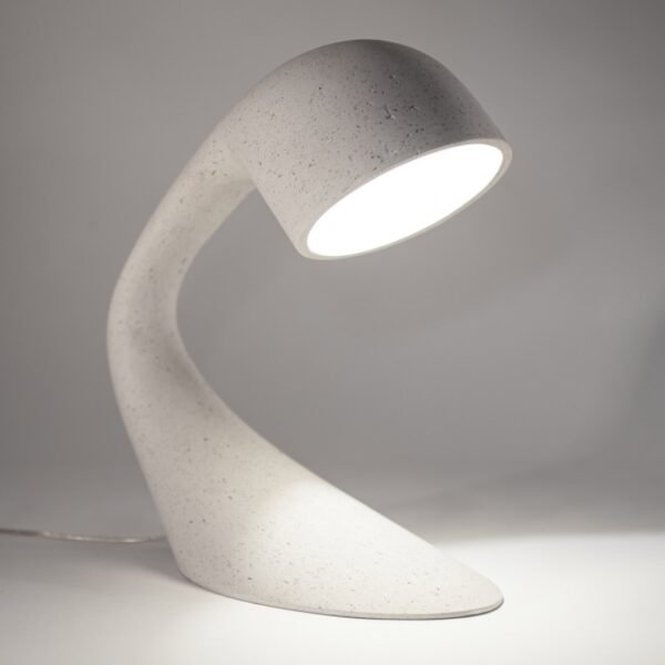 Invider Medium – Image 2